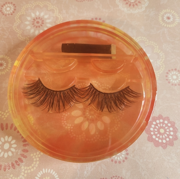 Resin eyelash holder jt6 - Picture 3 of 6